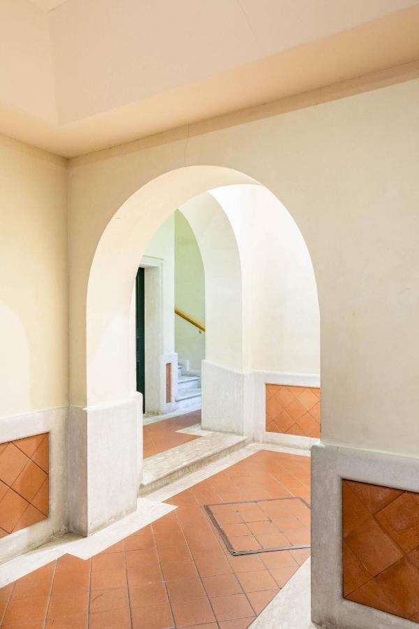Apartmán Vittoria Charme Řím Exteriér fotografie
